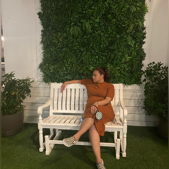 2 Piece SHEIN Midi Set - Picture 3 of 4